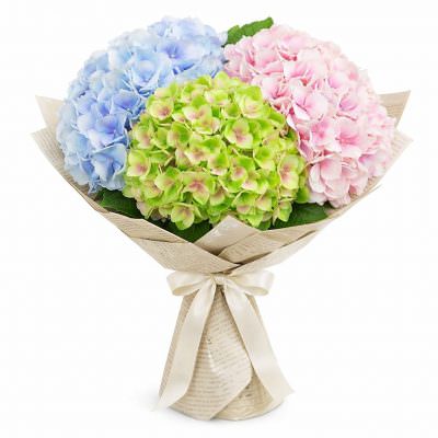 Букет с гортензиями «Луговая мелодия»