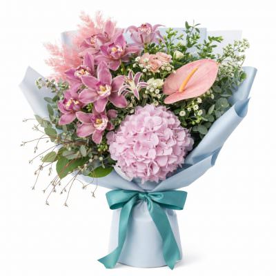 Красивый цветочный букет «Гармония нежности»