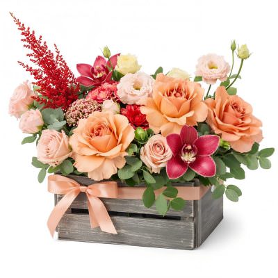 Праздничная композиция из цветов «Элегантный шарм»