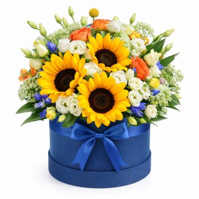 Цветы в шляпной коробке «Летнее очарование»