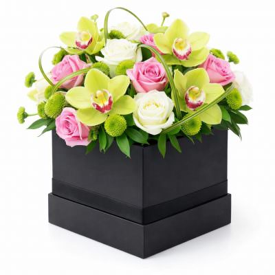 Букет из цветов в квадратной коробочке «Солнечная фантазия»