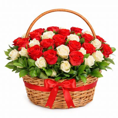 Корзина из роз «Светлый путь»