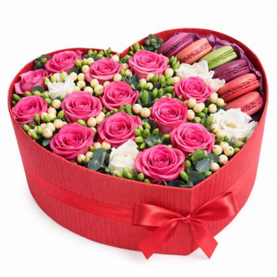 Коробка сердце с цветами «Сердечный аккорд»