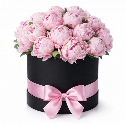 Шляпная коробка с пионами «Восторг нежности»